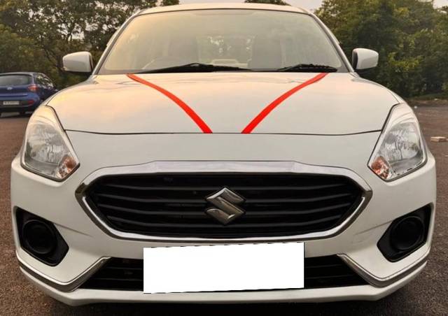 https://images10.gaadi.com/usedcar_image/4553467/original/processed_6efe0ed215704ba80e9dbc17a4fd175e.jpg?imwidth=6402