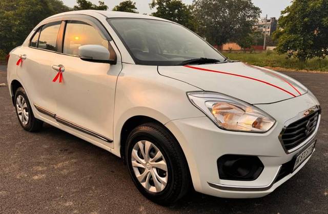 https://images10.gaadi.com/usedcar_image/4553467/original/processed_fea0251a7fcd9edabc0d92a794a340bf.jpg?imwidth=6400