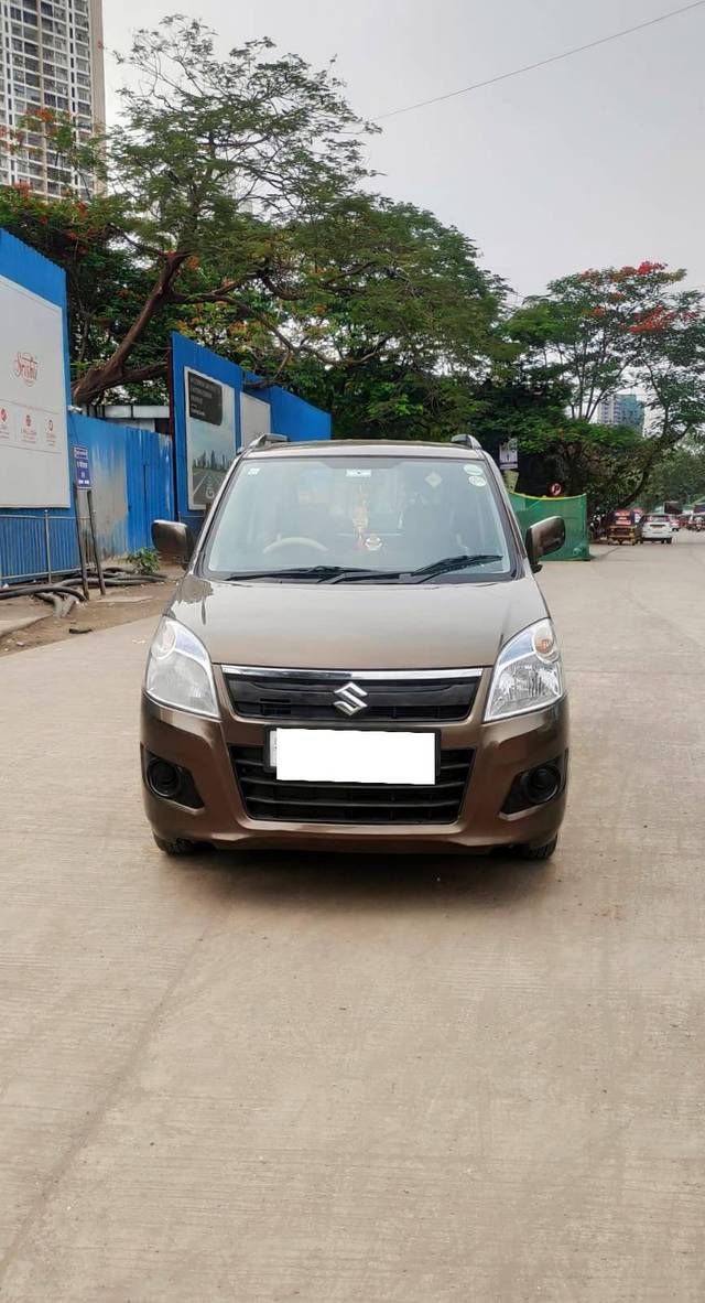 https://images10.gaadi.com/usedcar_image/4553480/original/processed_287d3d30ecf06ee0e5f84beed7517c79.jpg?imwidth=6400