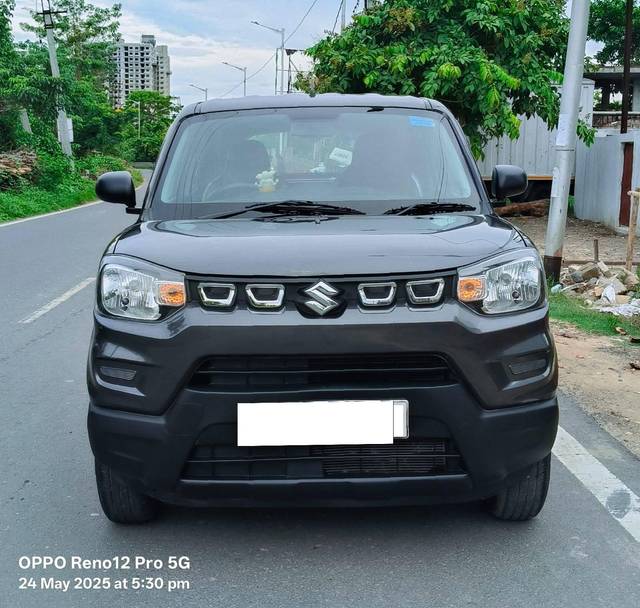 https://images10.gaadi.com/usedcar_image/4553510/original/processed_775b9b36a1039997e6e0ed242e8759fc.jpg?imwidth=6400