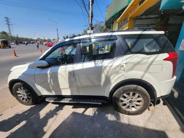 https://images10.gaadi.com/usedcar_image/4553576/original/processed_2bd37d37-42d0-4781-a337-ab7eb0acb5f7.jpg?imwidth=6401
