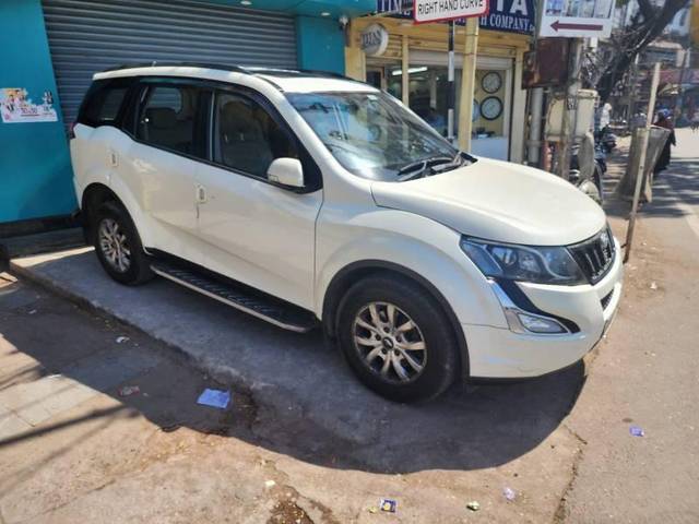 https://images10.gaadi.com/usedcar_image/4553576/original/processed_c2361826-c1ad-4caf-8535-fab5223fffef.jpg?imwidth=6400