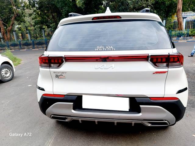 https://images10.gaadi.com/usedcar_image/4553584/original/processed_19502a31ed4170d935126848fc29f7a2.jpg?imwidth=6401