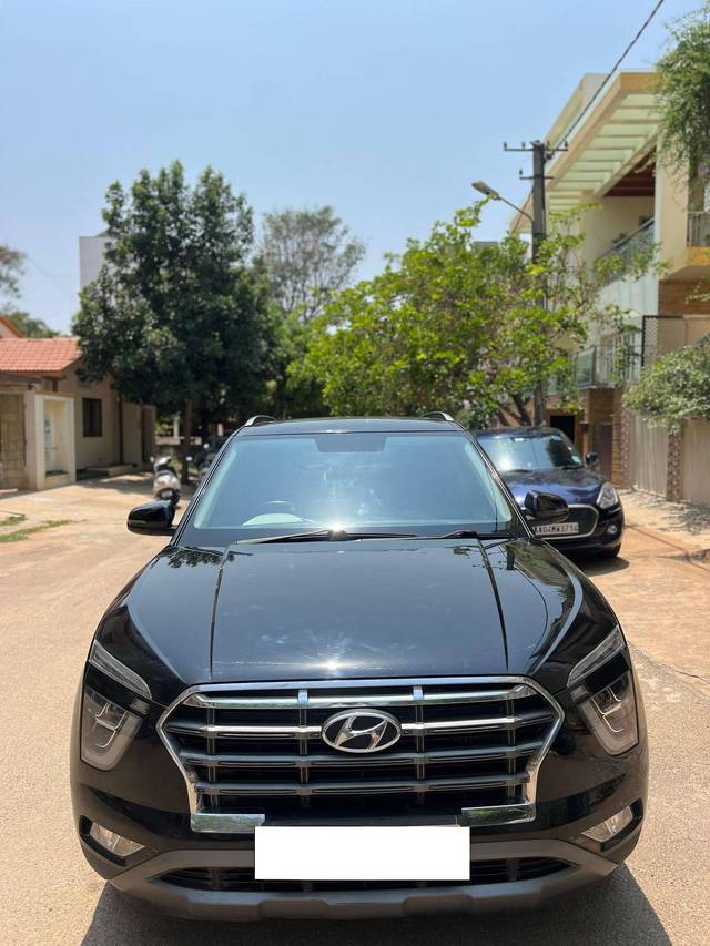 https://images10.gaadi.com/usedcar_image/4553585/original/processed_22a76daa-c430-4e2a-b33f-1398f048862e.jpg?imwidth=6400