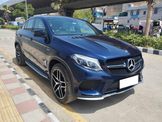 https://images10.gaadi.com/usedcar_image/4553610/original/processed_d15096d4701b40998a86518d27dbb8e2.jpg?imwidth=6400