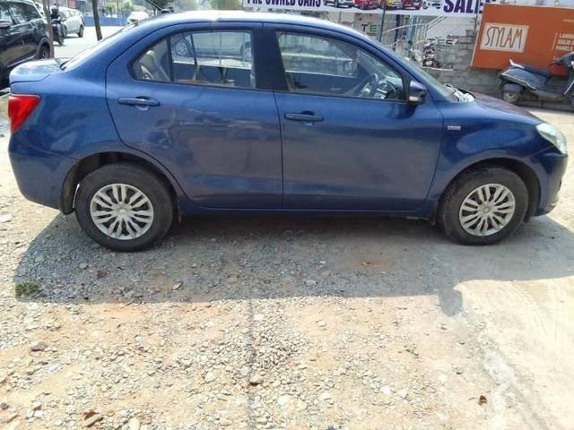 https://images10.gaadi.com/usedcar_image/4553613/original/processed_5508b3c981a5c2d07fe4920bac0bcc09.jpg?imwidth=6401