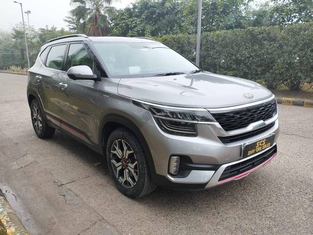 https://images10.gaadi.com/usedcar_image/4553616/original/processed_68a6f36236e971c84130bbf0cec31c73.jpg?imwidth=6400