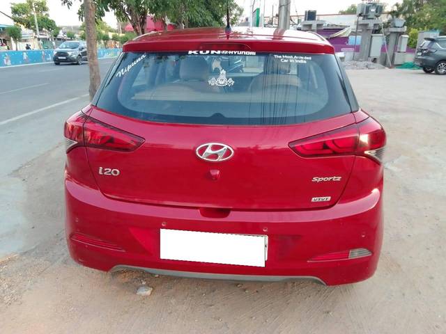 https://images10.gaadi.com/usedcar_image/4553633/original/processed_84f950f3d05d3a01fad0d29912bc8eb1.jpg?imwidth=6402