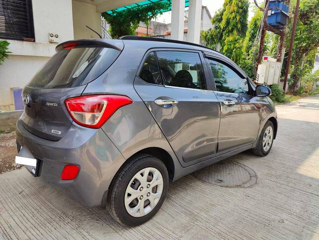 https://images10.gaadi.com/usedcar_image/4553635/original/processed_2d84383f4b753fd3183aa402d4a1a353.jpeg?imwidth=6401