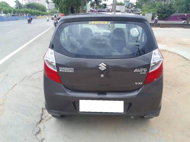 https://images10.gaadi.com/usedcar_image/4553638/original/processed_761eabe8d969f2b89f7766a07da777e2.jpg?imwidth=6402