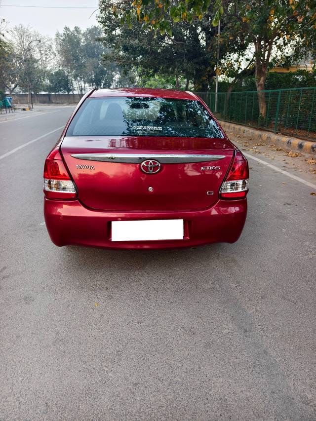https://images10.gaadi.com/usedcar_image/4553650/original/processed_51ec929fab96bd68d9bdd429f7935a52.jpg?imwidth=6402