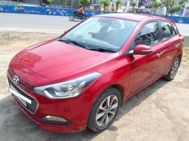 https://images10.gaadi.com/usedcar_image/4553652/original/processed_f8baef65319237a224d4d435c7798637.jpg?imwidth=6400