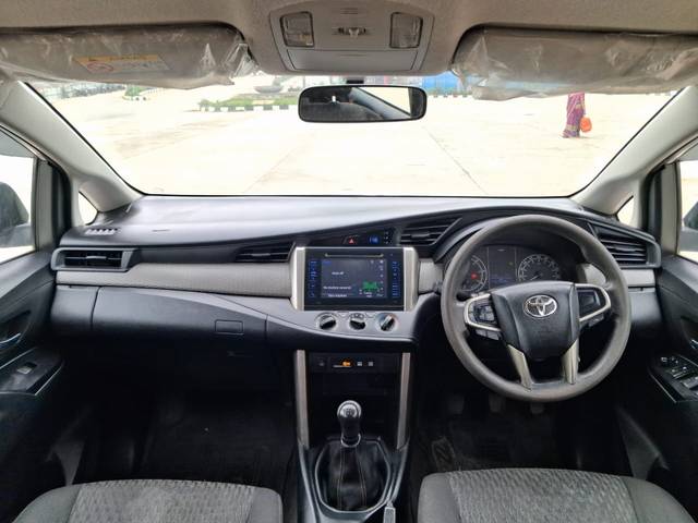 https://images10.gaadi.com/usedcar_image/4553660/original/b200fc8a9611bba08e4a04774e25a9b3.jpg?imwidth=6402
