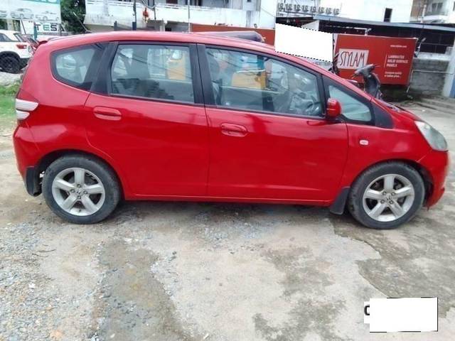 https://images10.gaadi.com/usedcar_image/4553662/original/processed_08f867138900f1e2d6911f5d3687e6ec.jpg?imwidth=6401