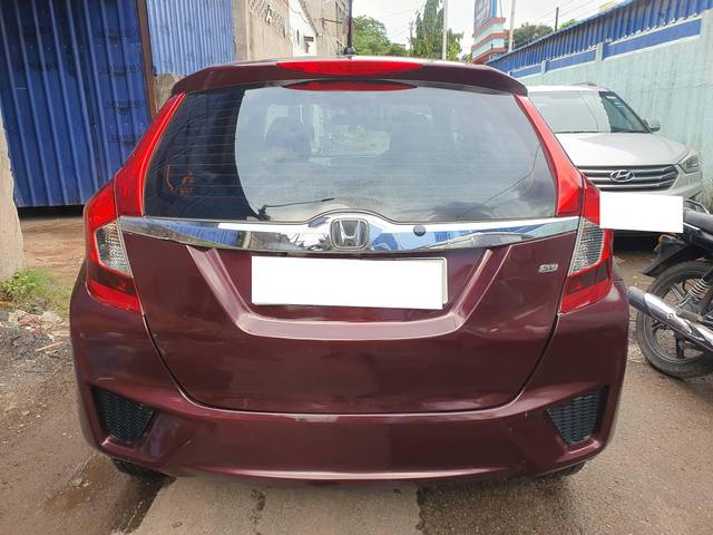 https://images10.gaadi.com/usedcar_image/4553674/original/processed_e7f0172f25b45644a905c225531f7757.jpg?imwidth=6401