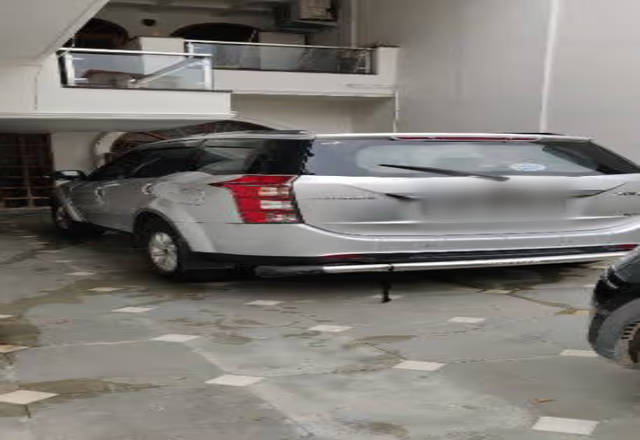 https://images10.gaadi.com/usedcar_image/4553691/original/d45a57d0-8c98-464f-84bd-d6db696b65ed.?imwidth=6401