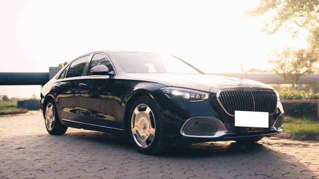 https://images10.gaadi.com/usedcar_image/4553725/original/processed_36bf24cbca4fc163eb4fe9f044f0379f.jpg?imwidth=6400