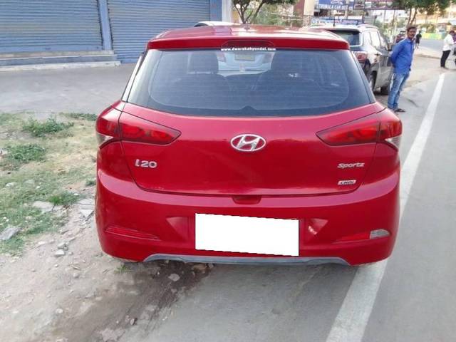 https://images10.gaadi.com/usedcar_image/4553728/original/processed_26d5a8371e8bbd3fef20ef5db6407353.jpg?imwidth=6401