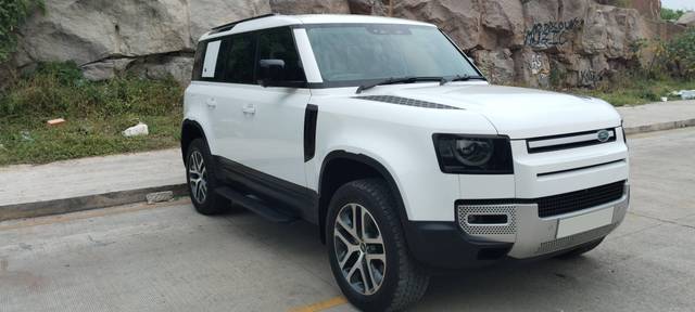 https://images10.gaadi.com/usedcar_image/4553738/original/processed_f331b4657406020bb571ab3541bb1343.jpg?imwidth=6400