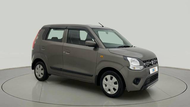 https://images10.gaadi.com/usedcar_image/4553741/original/4950b8a81286e82c23183f4bed66d935.jpg?imwidth=6400
