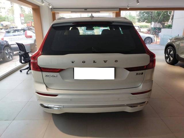 https://images10.gaadi.com/usedcar_image/4553745/original/processed_b27c357468689364ff9e1af57a45e7ef.jpg?imwidth=6402