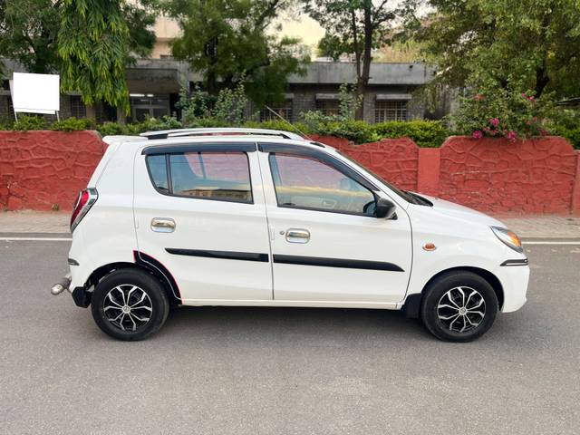 https://images10.gaadi.com/usedcar_image/4553765/original/processed_7f8d96d1619108521563194a500412f1.jpg?imwidth=6401