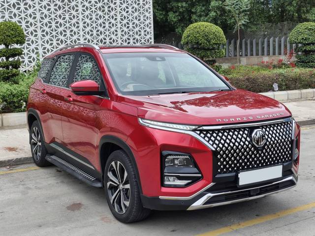 https://images10.gaadi.com/usedcar_image/4553768/original/processed_2db278c9deae2e1c79db94fb153d0101.jpeg?imwidth=6400