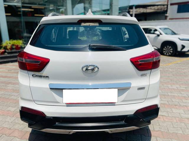 https://images10.gaadi.com/usedcar_image/4553784/original/processed_ace8c4b5afe0a7c0a23faffe5d37fa37.jpg?imwidth=6402