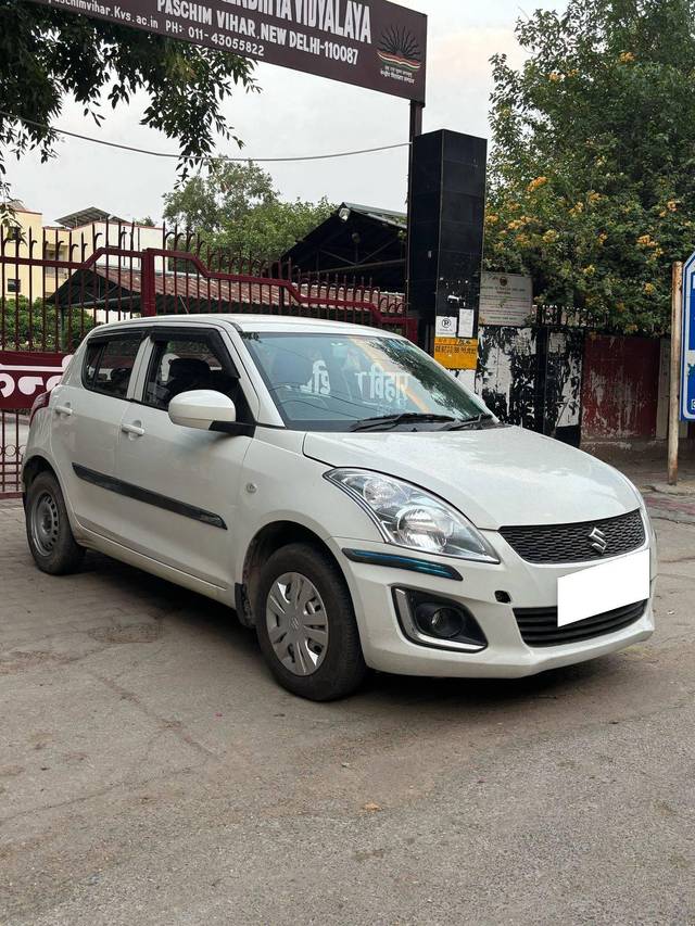https://images10.gaadi.com/usedcar_image/4553794/original/processed_a7012ab0b8155e5d37c225ae381892e6.jpg?imwidth=6400