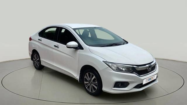 https://images10.gaadi.com/usedcar_image/4553796/original/6b49dc5260531a054708356bf0748b77.jpg?imwidth=6400