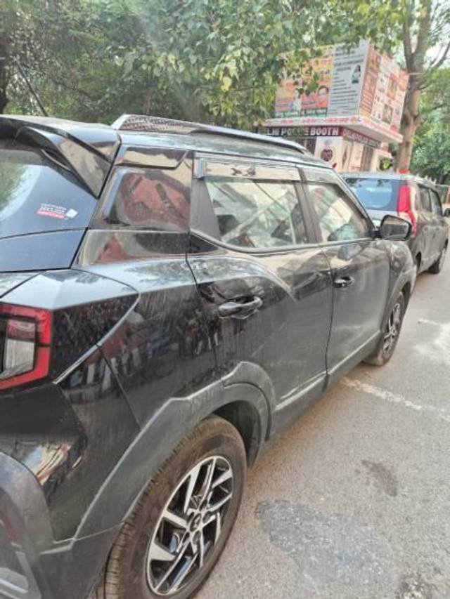 https://images10.gaadi.com/usedcar_image/4553803/original/processed_4befdb64-780e-430a-b36b-50494befbf1d.jpg?imwidth=6402
