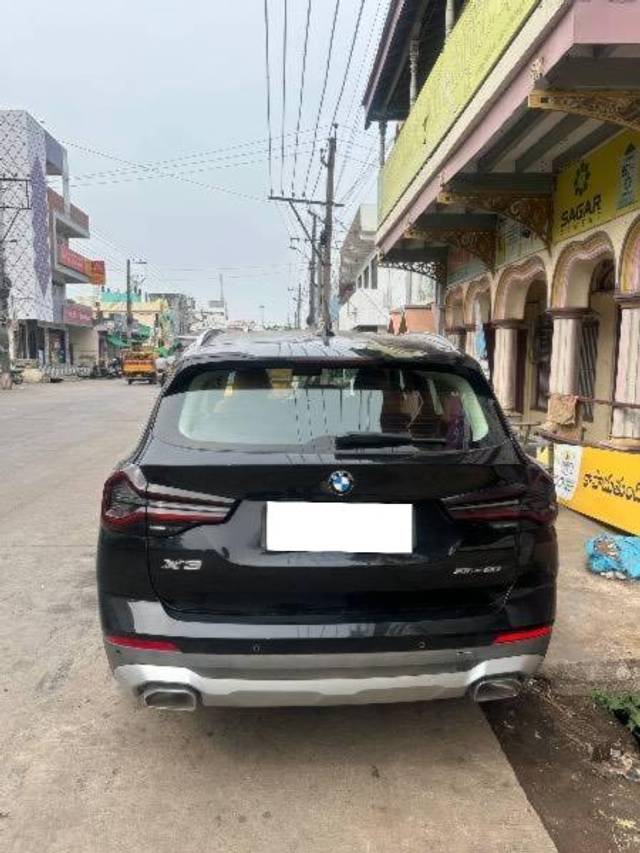 https://images10.gaadi.com/usedcar_image/4553813/original/processed_55b88cc2-54c0-461f-962a-6304265b8eda.jpeg?imwidth=6401