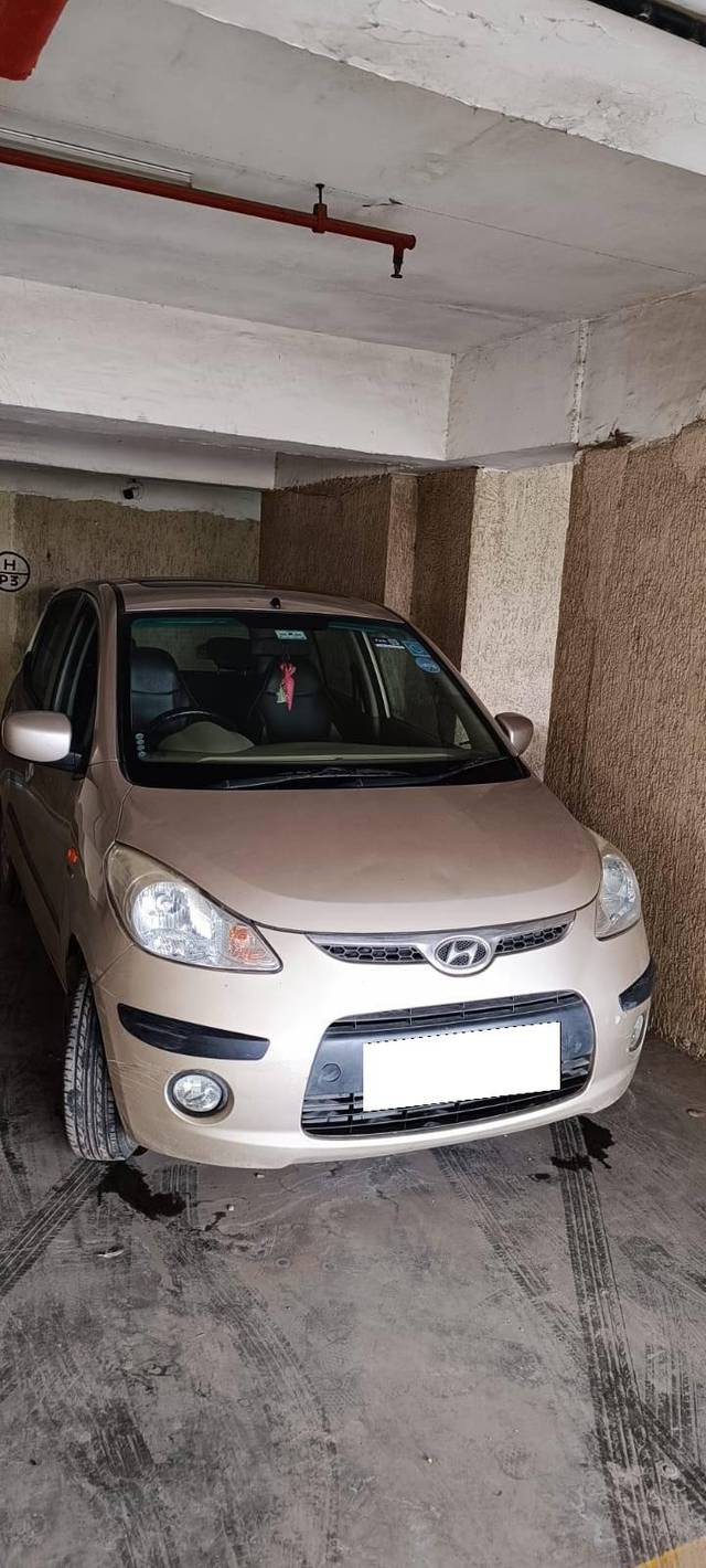 https://images10.gaadi.com/usedcar_image/4553851/original/processed_ef98aecf-cb20-48e2-9d3a-45c0ceacedab.jpg?imwidth=6400