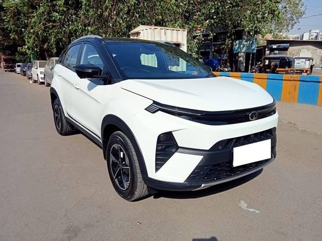 https://images10.gaadi.com/usedcar_image/4553872/original/processed_172b70b0be08853c2c476e41bed5d7aa.jpg?imwidth=6400