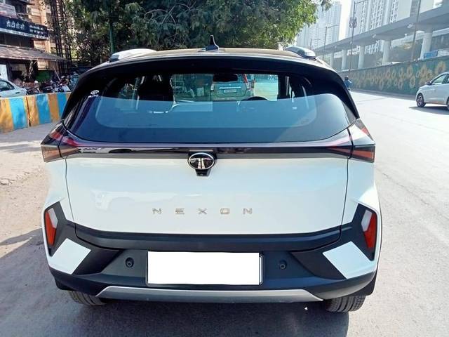 https://images10.gaadi.com/usedcar_image/4553872/original/processed_4c55f32510f87c66bde63c918fb9ac10.jpg?imwidth=6402