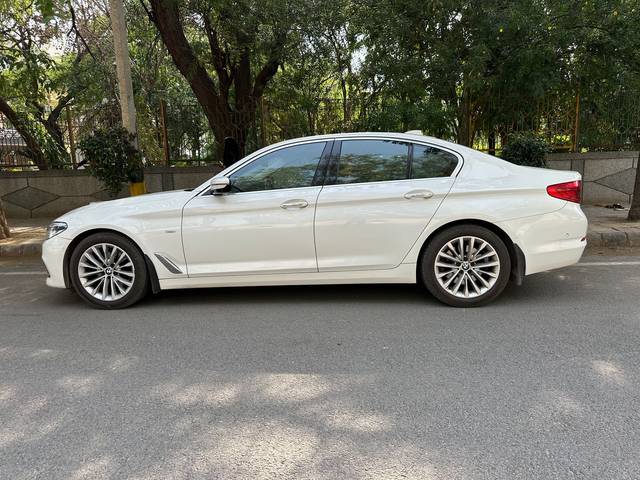 https://images10.gaadi.com/usedcar_image/4553886/original/66c923163e401b390e0533e748df77d8.jpg?imwidth=6402
