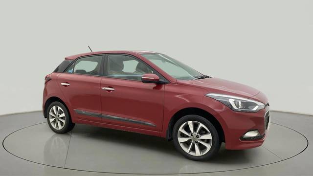 https://images10.gaadi.com/usedcar_image/4553909/original/2b46fe43665d8205cd5c1e3dc93c0548.jpg?imwidth=6400