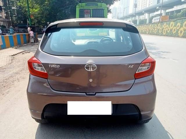 https://images10.gaadi.com/usedcar_image/4553912/original/processed_4fa79710bf58c54acfd5192bf08bca02.jpg?imwidth=6402