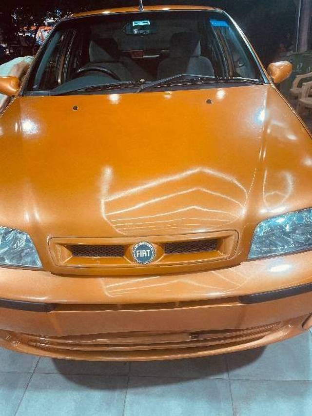 https://images10.gaadi.com/usedcar_image/4553939/original/processed_e158034c-1deb-4d8a-8ec5-a1e165b1f1c6.jpg?imwidth=6401