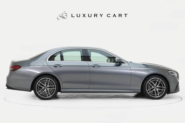 https://images10.gaadi.com/usedcar_image/4553943/original/processed_443fd82672f1a1b0f19fcc14ebf51d4d.jpg?imwidth=6401