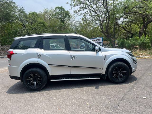 https://images10.gaadi.com/usedcar_image/4553951/original/processed_6d668876aeb76c6257bd9da16f9ed827.jpg?imwidth=6401