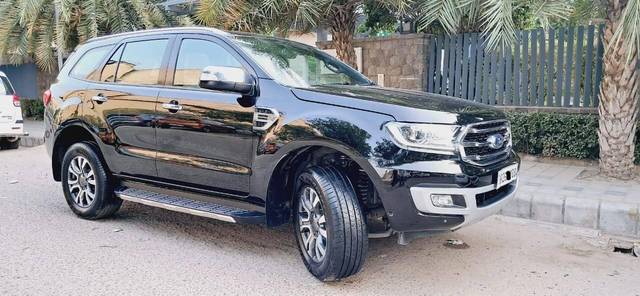 https://images10.gaadi.com/usedcar_image/4553954/original/processed_c6e3aa7fd15c956097300bb52a3b3a41.jpg?imwidth=6400