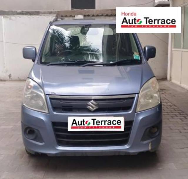 https://images10.gaadi.com/usedcar_image/4554006/original/5af7d830dfbe99092aeba3f0b64cebea.jpeg?imwidth=6400