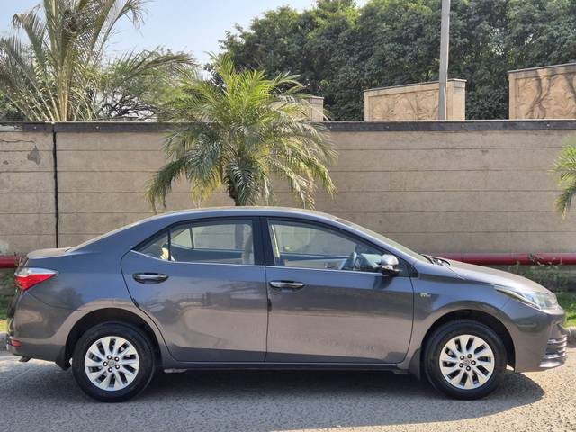 https://images10.gaadi.com/usedcar_image/4554014/original/5fae2844e9277a727ea2e94d7f62053e.jpeg?imwidth=6401