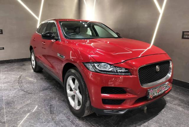 https://images10.gaadi.com/usedcar_image/4554021/original/processed_23638a37137ec4da811b8f2b00673804.jpeg?imwidth=6400