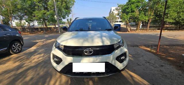https://images10.gaadi.com/usedcar_image/4554035/original/processed_c07c9f3090c19c4cced4c466b162b78d.jpg?imwidth=6400