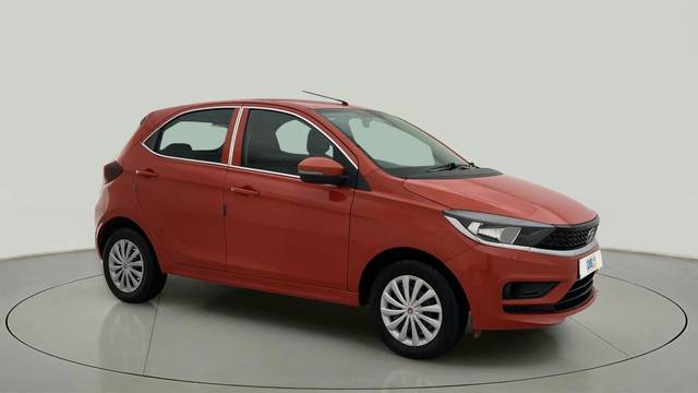 https://images10.gaadi.com/usedcar_image/4554051/original/042d8716baa19c1e7fd3a985ad76150a.jpg?imwidth=6400