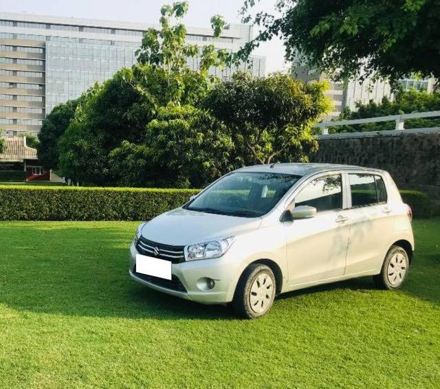 https://images10.gaadi.com/usedcar_image/4554061/original/processed_2eaf7343-90fa-4fa7-9af1-84416496d5a0.jpeg?imwidth=6400