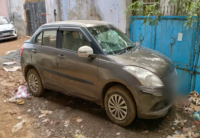 https://images10.gaadi.com/usedcar_image/4554086/original/c5ef2bff-8aec-4825-bd8c-391b9b0493e8.?imwidth=6400