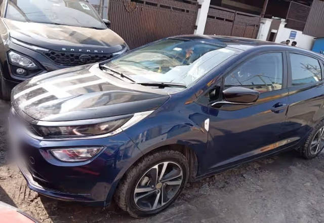 https://images10.gaadi.com/usedcar_image/4554108/original/1645120e-d7f2-4e4a-9072-13266dcc421c.?imwidth=6400
